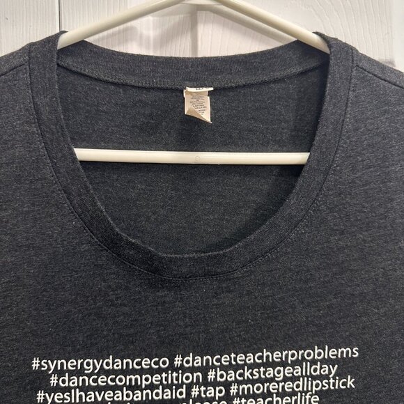 BELLA+CANVAS Girl,s T-Shirt ( L) fits(M) - Picture 8 of 12